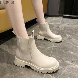 Spring 2021 ladies elegant white ankle boots female high heel platform shoes black gothic leather punk ankle boots Y0910