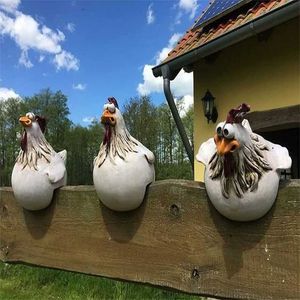 Funny Chicken Fence Decor Statues Garden Farm Yard Resin Craft Chicken Hen Sculpture Outdoor Housewarming Art Home Decoration 220113