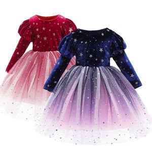 Flickor Sparkle Stjärnor Velevet Princess Dress Barn Puff Långärmad Sequins Fluffy Tulle Spring Ins Fashion Clothing 210529