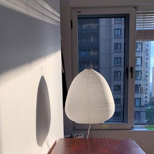 テーブルランプ和風ライスペーパーランプミニマリストデザイナーデスクリビングルームベッドルームの装飾ライトE27ベッドサイド