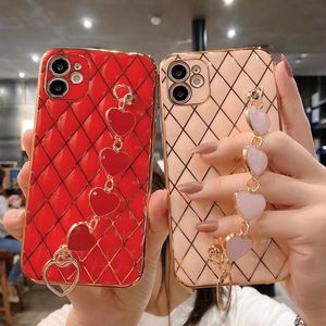 Luxury Plating Lattice Camera Lens Protection TPU Cases With Heart Strap For iPhone 13 12 mini 11 Pro Max XR XS X 8 7 6 Plus Samsung S21 Ultra A12 5G A32 A42 A52 A72 A02S A02