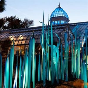 Stehlampen aus Schilfrohr aus Muranoglas für Gartenkunst-Dekoration, maßgeschneiderte türkisfarbene Speere, moderne Luxus-Handwerkskunst, mundgeblasene stehende Skulptur, 24 bis 48 Zoll