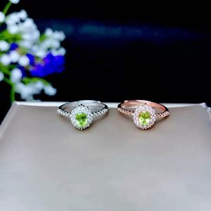 Klaster pierścienie Wyczyść jasny zielony Peridot Gemstone Pierścień z srebrną ornament biżuteria naturalny klejnot przyjęcie urodzinowe prezent teraźniejszość