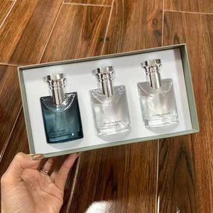 Zestaw perfum dla mężczyzny dla trzyczęściowej 30 ml kombinezonu w sprayu pour homme edt z dobrym zapachem i szybką dostawą