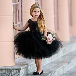 Siyah Prenses Elbise Çocuklar Bebek Kız Giysileri Geri Hollow Out Parti Elbise Balo Tutu Tül Örgün Pageant Elbiseler 1-5 T Q0716