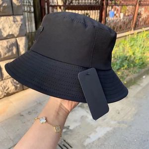 2021 Free spring Bucket Hat Cap Fashion Stingy Brim Hats Breathable Casual Fitted Caps Beanie Casquette 4 Color gifts