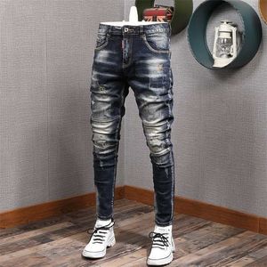 Мода Streetwea Men Jeans Slim Fit Эластичные уничтоженные разорванные джинсовые брюки окрашенные сращенные дизайнерские брюки хип-хоп Punker Biker 2111111