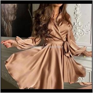 Klänningar Kvinnor Kläder Drop Leverans Sexiga Satin Sashes En Linje Robe Mini Dress Lantern Sleeve Low Cut Elegant Party Club Plus Storlek 2021 Kvinnor