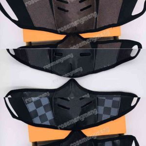 Bandanas Fashion Style Top Quality Designer L Brev Grid Print Ansiktsmask För Män Kvinnor Läder Luxe Man Reusable Tvättbara Munnen Mens Ol3a