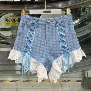 Högkvalitativa kvinnor Sexiga Lace-up Shorts Jeans Patchwork Lace Ruffled Kvinna 210724