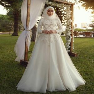 Arab Dubai bröllopsklänningar kristallpärlor spetsar apliques en linje brudklänningar skräddarsydda höghals långa ärmar kläder de marie