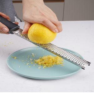 The New Planer Vegetable Tools 304 Stainless Steel Multi-function Chocolate Cheese Shaver Knife Lemon Ginger Shaver Does Not Rust High Hardness XG0149