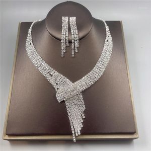 Küpe Kolye Moda Lüks Düğün Takı Setleri Gelin Gelinlik Mücevherat Bırak Küpe Seti Avusturya Kristal Toptan Hediye