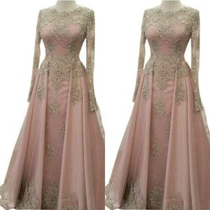 2021 Luxury Blush Pink Evening Dresses for Women Wear Jewel Neck Long Sleeves Gold Lace Appliques Crystal Beaded Pearls Prom Dress Party Gowns