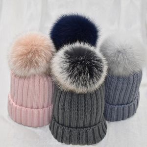 Gorro/crânio tampa de pele branca pom feminino chapéus de inverno chapéu de mink bola chapéu de lã de lã de malha de algodão