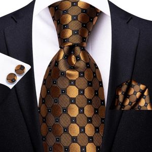 Bow Ties Hi Tie Black Gold Orange Dot Paisley Silk Wedding Tie voor heren Handky manchetknop Fashion Design Business Party Dropship