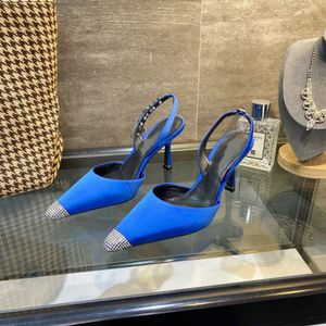 カジュアルデザイナーセクシーな女性のシッファーズの靴ブルーサテンクリスタルストラスパの先天的なつま先のスティレットストリッパーハイヒールスリングバックZapatos Mujer Promイブニングポンプ