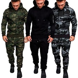 Camouflage Army Herrkläder Casual Truckpants 2 stycken Tracksuit Male Top Pant Sport Suit 220216