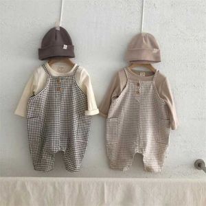 Autumn Baby Boy Romper Set Solid Color T Shirt Sleeveless Jumpsuit Girls Cute Plaid Children Clothing 211011