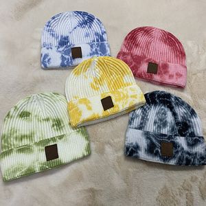 Gorros de inverno Unisex C de malha chapéus na moda carta desenhista crânio tampões boonet tie-tingido crochet chapéu chunky knit boné ao ar livre Beanie Beanie Adesivo Presente