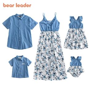 곰 리더 여름 아버지 어머니 소녀 소년 가족 일치하는 복장 엄마 여자 아기 패치 워크 꽃 드레스 패션 귀여운 옷 210708