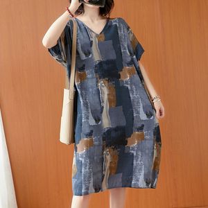 Übergroße Frauen Sommer Lose Casual Kleid Neue Einfache Stil Vintage V-ausschnitt Baumwolle Leinen Weibliche Knielange Kleider S3481 210412