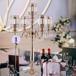 Świeczki Posiadacze 5 Arms Crystal Candelabr Wesele Tabela Centerpiece Luksusowe Candelabrum Złoty Metal Do Dekoracji Home 10 Sztuk