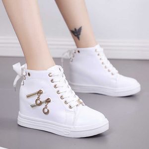 Women Wedge Platform Rubber Brogue Leather Lace Up High Heel 6 Cm Shoes Pointed Toe Increasing Creepers White Sneakers Zipper569 Y0907
