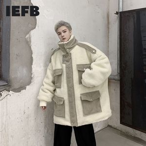 IEFB oversized men's clothes corduroy patchwork Multi Pocket loose lamb wool cotton padded coat stand collar jackets zipper 4430 210524