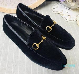 Women Classic Women Flat Designer Shoes 100 ٪ Authentic Cowwhide Metal Buckle Lady Leather Lettern