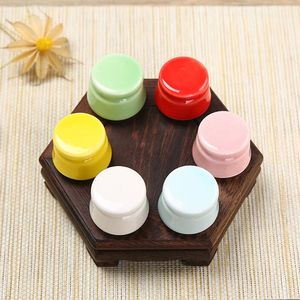 2pcs Mini Ceramics Pots Refillable Cosmetics Dispenser Bottles Portable Subpackaging Storage Container For Lipstick Roug Planters &