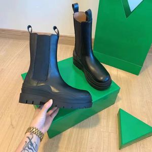 Chelsea Boots Boot Retro Women Martin Bott Kostka Designer luksusowa platforma damska Włochy oryginalne skórzane jesień zimowe buty kolanowe klasyki Martins Marten Martens