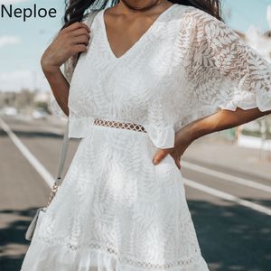 NEPLOE Moda Ruffles Butterfly Sleeves Verão Mulheres Vestido de Laço V-Neck A-Linha Estilo de Praia Acima do Joelho Mini Vestido Vestidos 210423