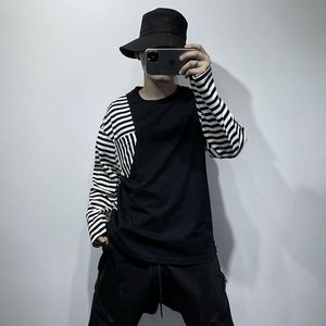 メンズパーカースウェットストライプステッチ緩い緩い長袖セーター秋韓国のファッションストリート多用途プルオーバーボトムリングシャツ