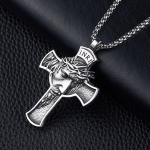 Hänge halsband mode Jesus Kristus Crucifix Cross Halsband smycken Rostfritt stål Tone Religiös gåva för män pojkar vuxna