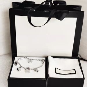 Designer Armband Kedja SilverStar Gift Butterfly Armband Toppkedjor Mode Smycken Supply