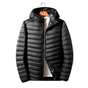 Autumn Winter New2021 Short Hooded Lightweight Down Jacket For Men Trendy White Duck Down Men Clothing Fashion Stand Collar Coat G1115