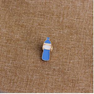 Pins, Brooches Cartoon Cute Brooch Water Bottle Shape Alloy Dress Shirt Bag Accessories Creative Lady Hat Pin Kawaii