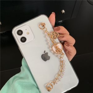 Koreanska Butterfly Chain Armband Färgglada Pärlor Telefon Fodral för iPhone Pro Max XS XR Se Plus Fashion Transparent Soft Cover