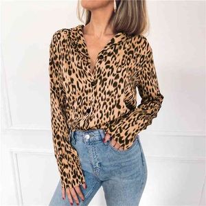 Women Blouses Autumn Vintage Leopard Blouse Long Sleeve Turn Down Collar Lady Office Shirt Loose Tops Plus Size Blusas Chemisier 210518