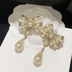 Diamants Höchste Zähler Qualität Luxus Diamanten Ohrringe Studs 2021 Neue Designer Verkauf 925 Silbernadel Offizielle Reproduktionen Mode Damen Exquisite Geschenk