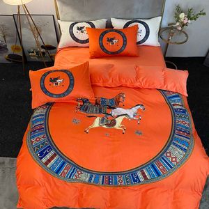 Bettdecke, orange, Designer-Bettwäsche-Set, Bezug aus Samt, Queen-Size-Bett, Bettdecken-Sets, Pferdedruck, luxuriöse Kissenbezüge, Bettlaken