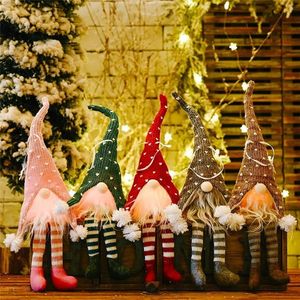 24 timmars frakt !! Ed Light Christmas Tree Wool Gnome Doll Pendants Ornaments Stickning Hantverk Kids Present Xmas Party Decorations Gyq