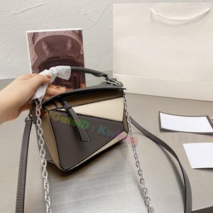 2021 Damen Mode Totes Klassische Umhängetaschen Vintage Stereo Geometrie Laser Spleißen Cross Body Handtaschen Designer Tasche Qualität Geldbörsen Münzen Kartenhalter Brieftasche