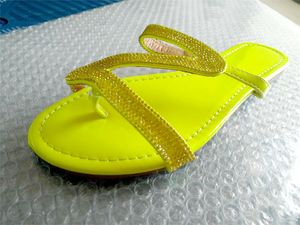 Женщины скользиты сандалии тапочка летние лето кристалл плоский сандал буквение z блестки полосы тапочки открытые носки слайд дамы мода пляж нескользящая обувь большой размер EU35-43 NO10