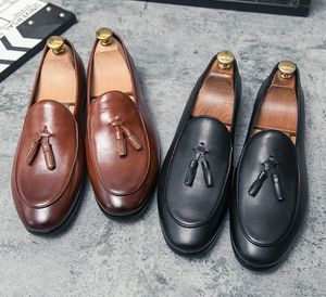 Handmade luxurys Dress Shoes Genuine Patent Leather Patchwork Men Wedding Black casual Shoe Men's Banquet Loafers