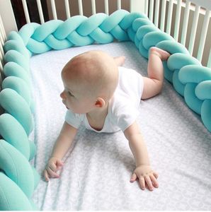 Wholesale 200cm crib anti-collision four-layer knot handmade solid color woven plush crib protective cover newborn baby pillow