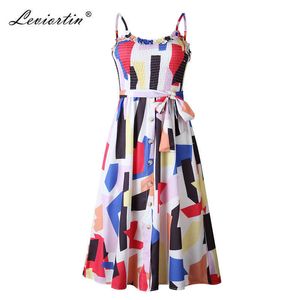 女性のための夏のボタンダウンドレスを持つLeviortinデザイナーの多色のドレス210527