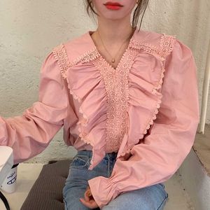 LY Varey Lin Wiosna Kobiety Koronki Plisowane Ruffles Luźna Koszula Słodka Bluzka V-Neck Długi rękaw Rękaw Puff Patchwork Topy 210526