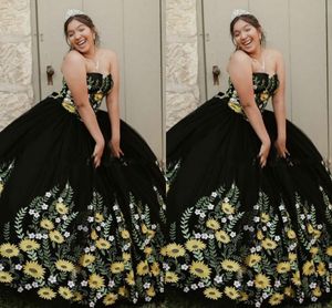 2022 빈티지 해바라기 Quinceanera 드레스 수 놓은 공 가운 푹신한 멕시코 달콤한 15 드레스 Strapless Tulle Prom
